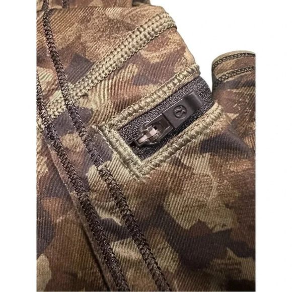 Lululemon Brown Camo High-Waisted Cropped Leggings with Zipper Pocket, Size 2 - Picture 4 of 5
